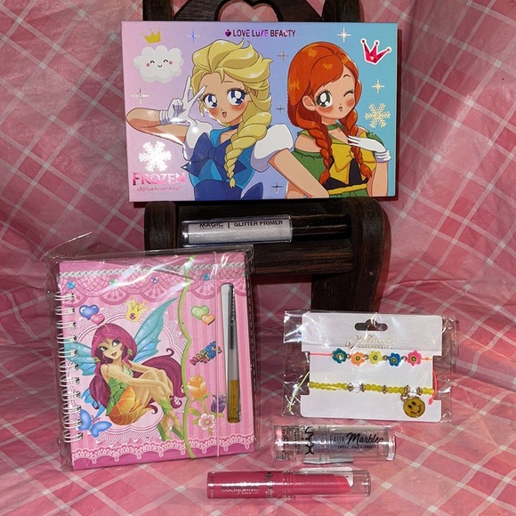 🎈SALE🎈🎀#34.MAKEUP BUNDLE🎀 - Picture 1 of 10